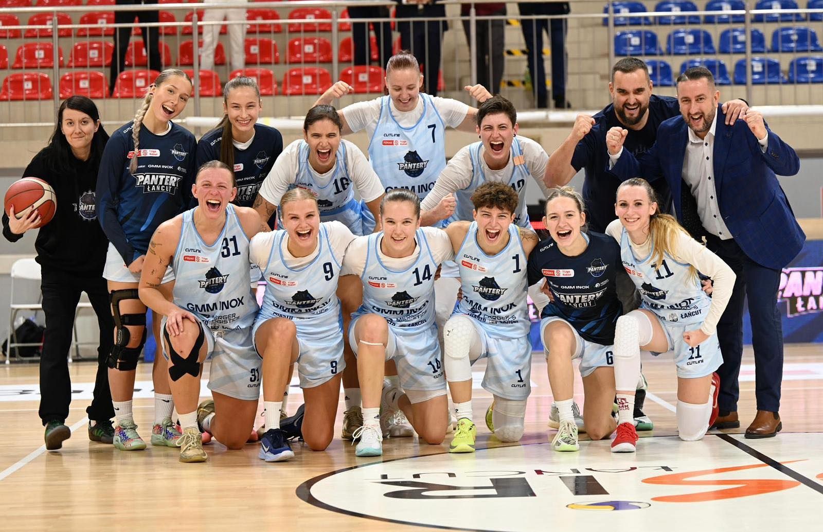 Drużyna Pantery Łańcut na boisku